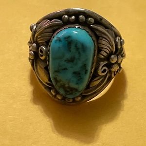 Vintage Sterling Silver Ring with Turquoise. Size 11.